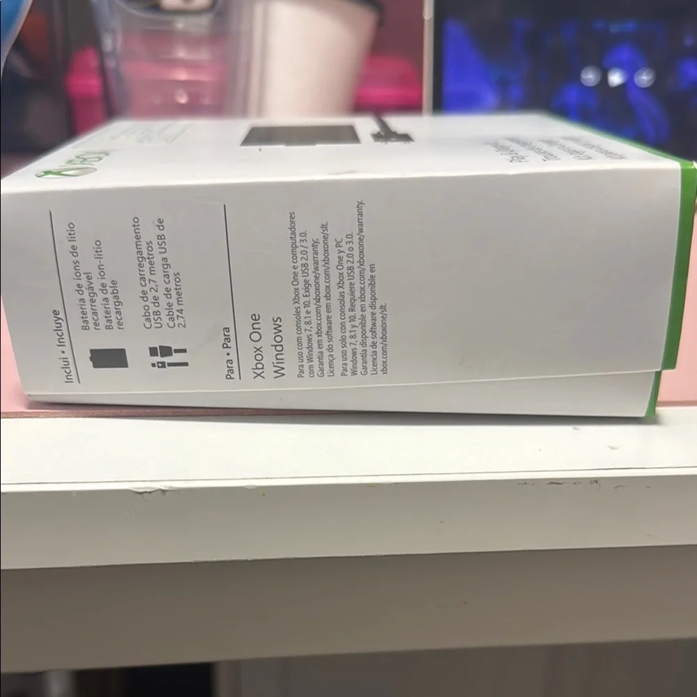 Xbox Play & Charge Kit